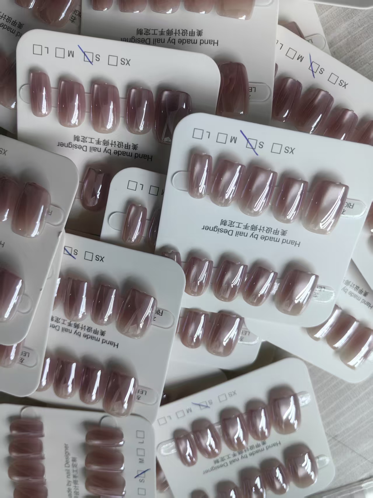 Crystal accent press-on nails